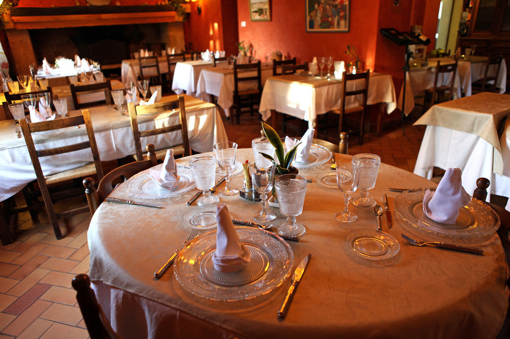 Auberge Lou Caleou Venejan Bagian luar foto