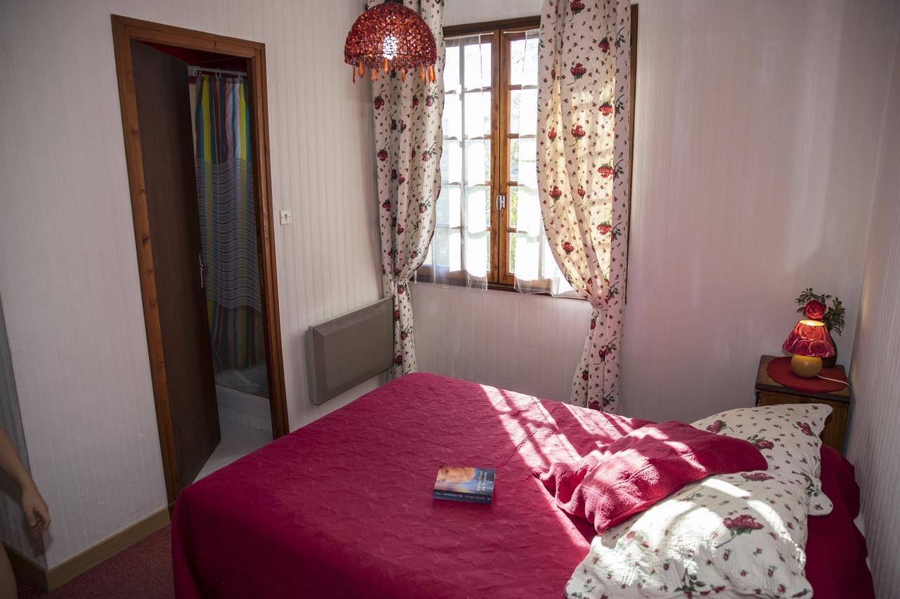 Auberge Lou Caleou Venejan Bagian luar foto