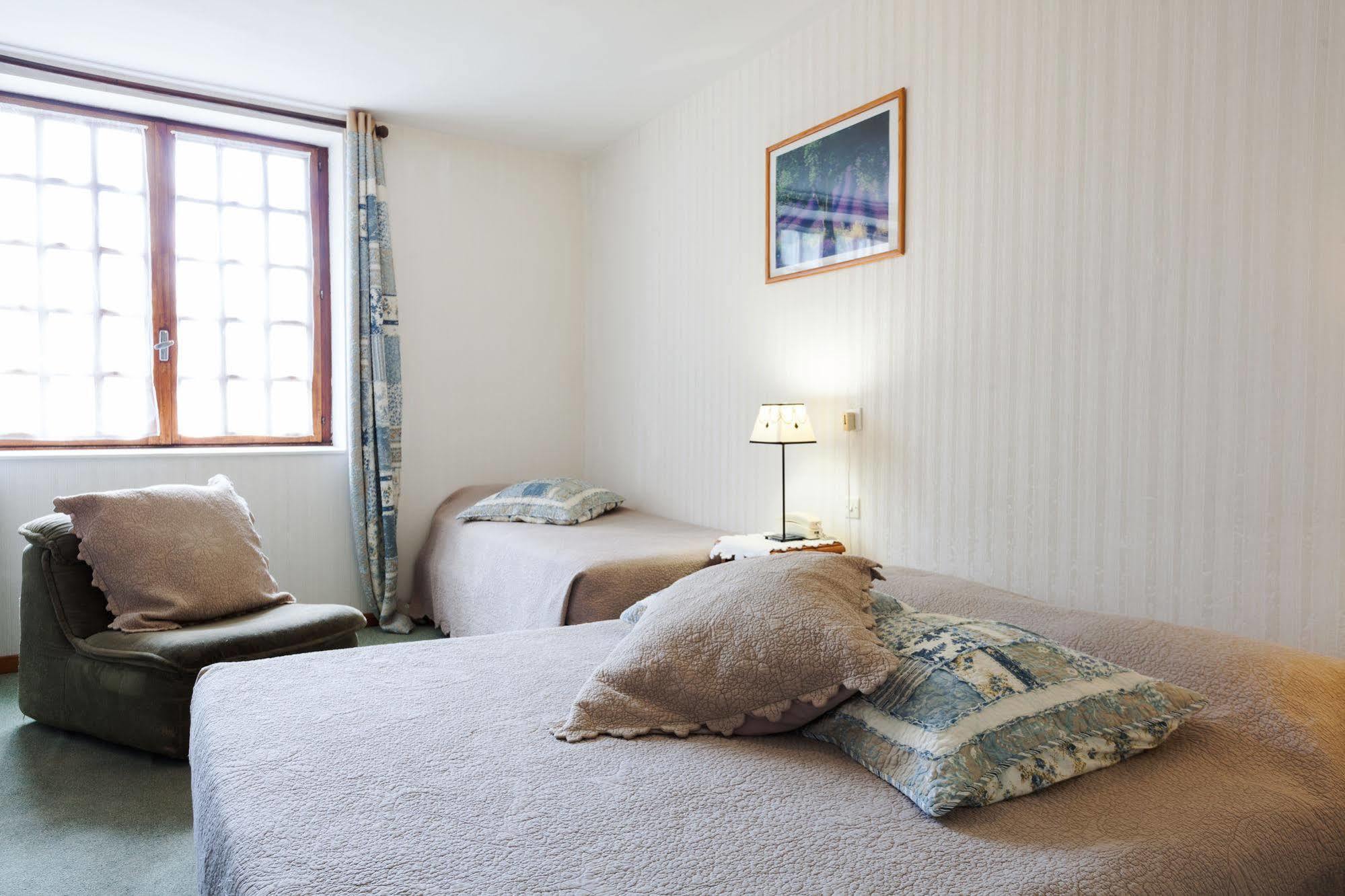 Auberge Lou Caleou Venejan Bagian luar foto